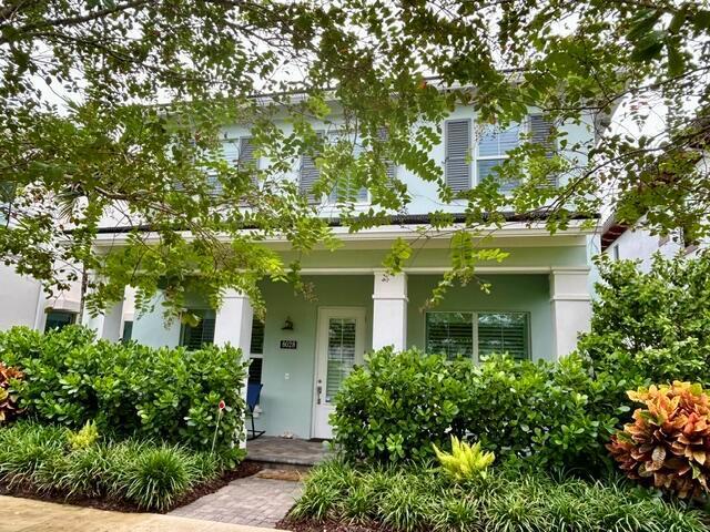 8028 Hobbes Way, Palm Beach Gardens FL 33418
