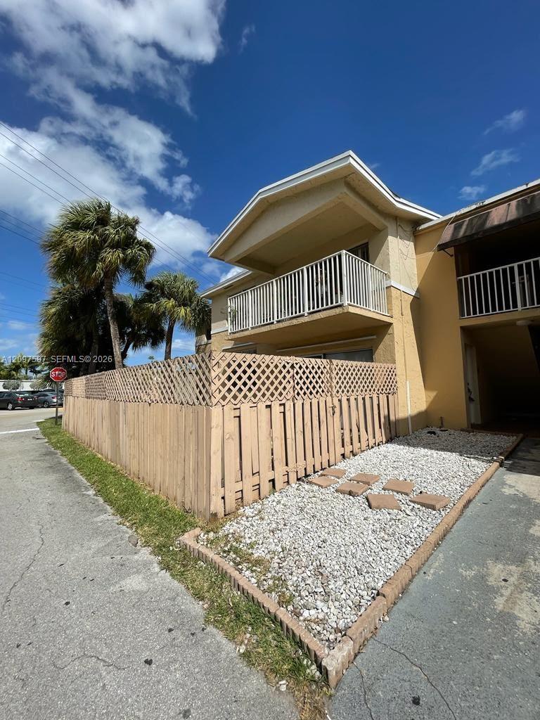4160 NW 79th Ave # 1F, Doral FL 33166