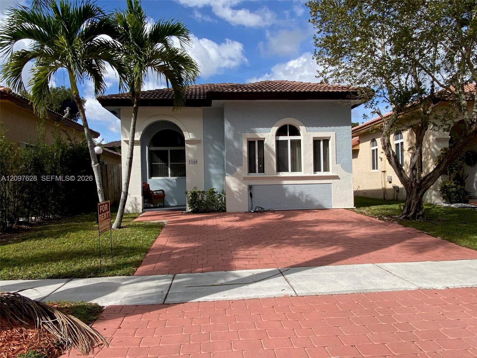 2540 NE 41st Ter, Homestead FL 33033