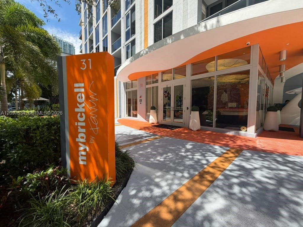 31 SE 6th St # 1103, Miami FL 33131