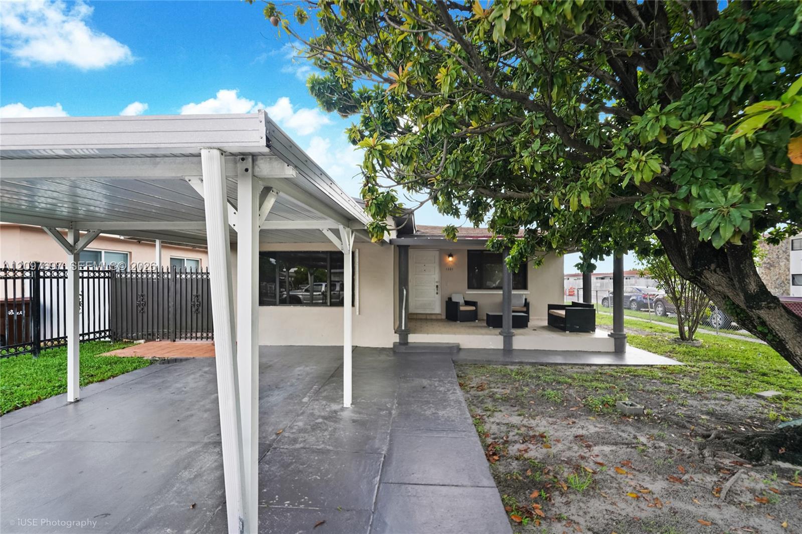 1321 W 2nd Ave, Hialeah FL 33010