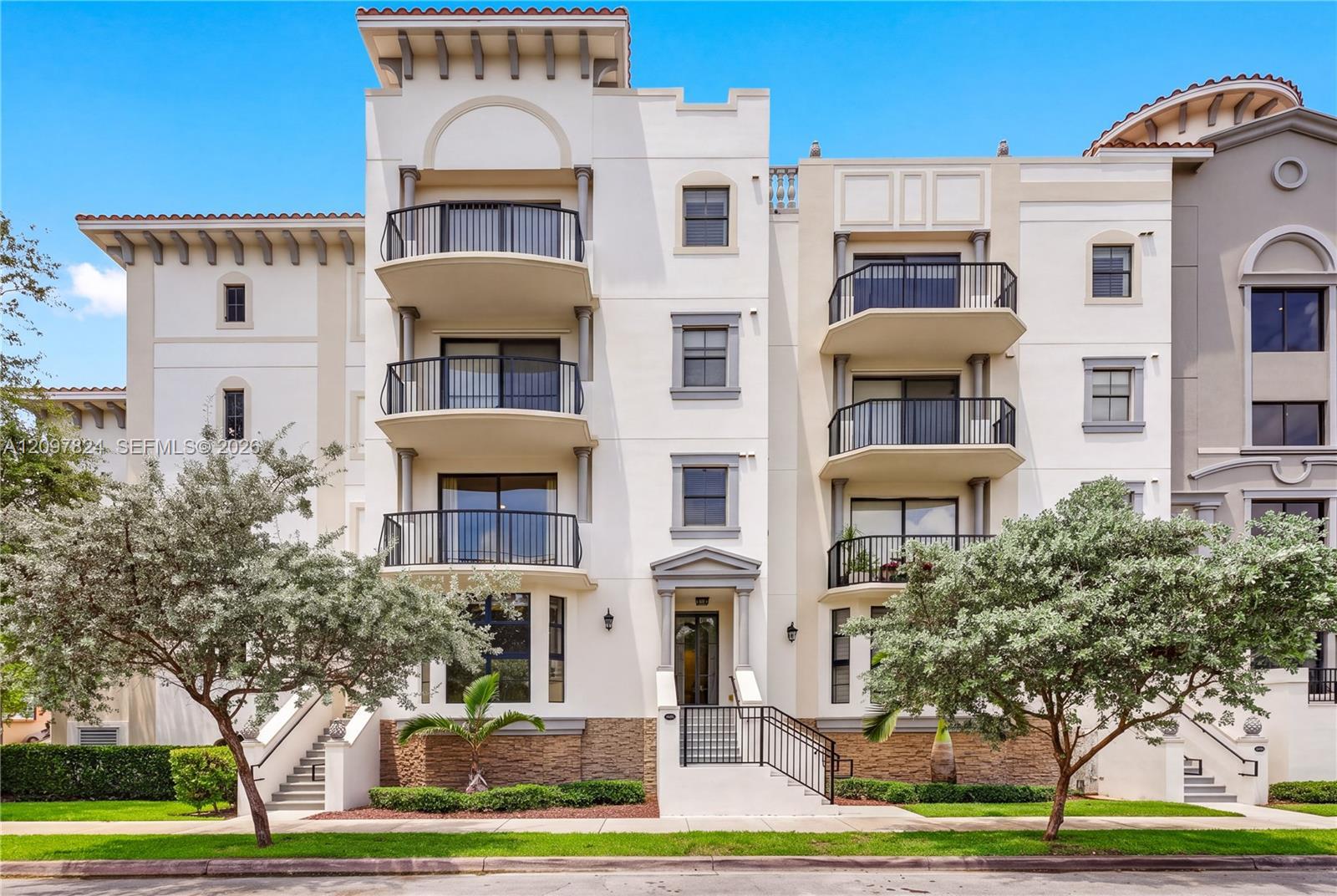 1650 Galiano St, Coral Gables FL 33134