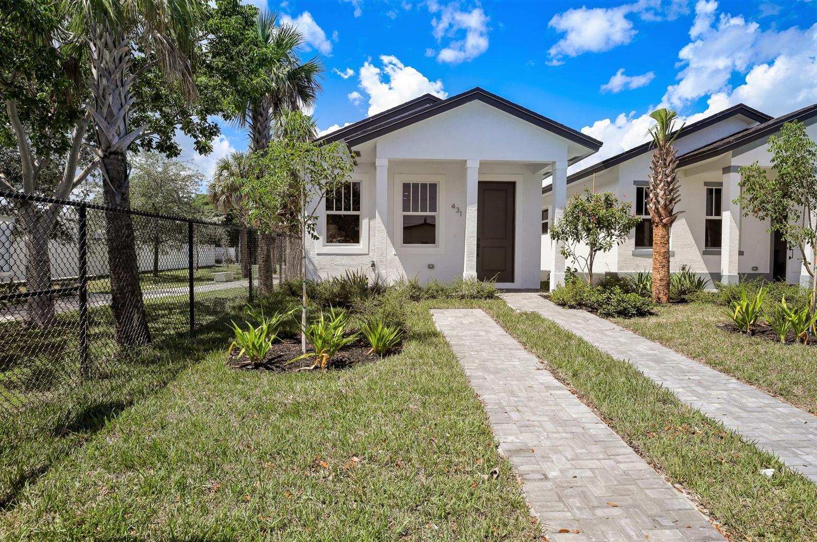 431 S F Street, FL 33460