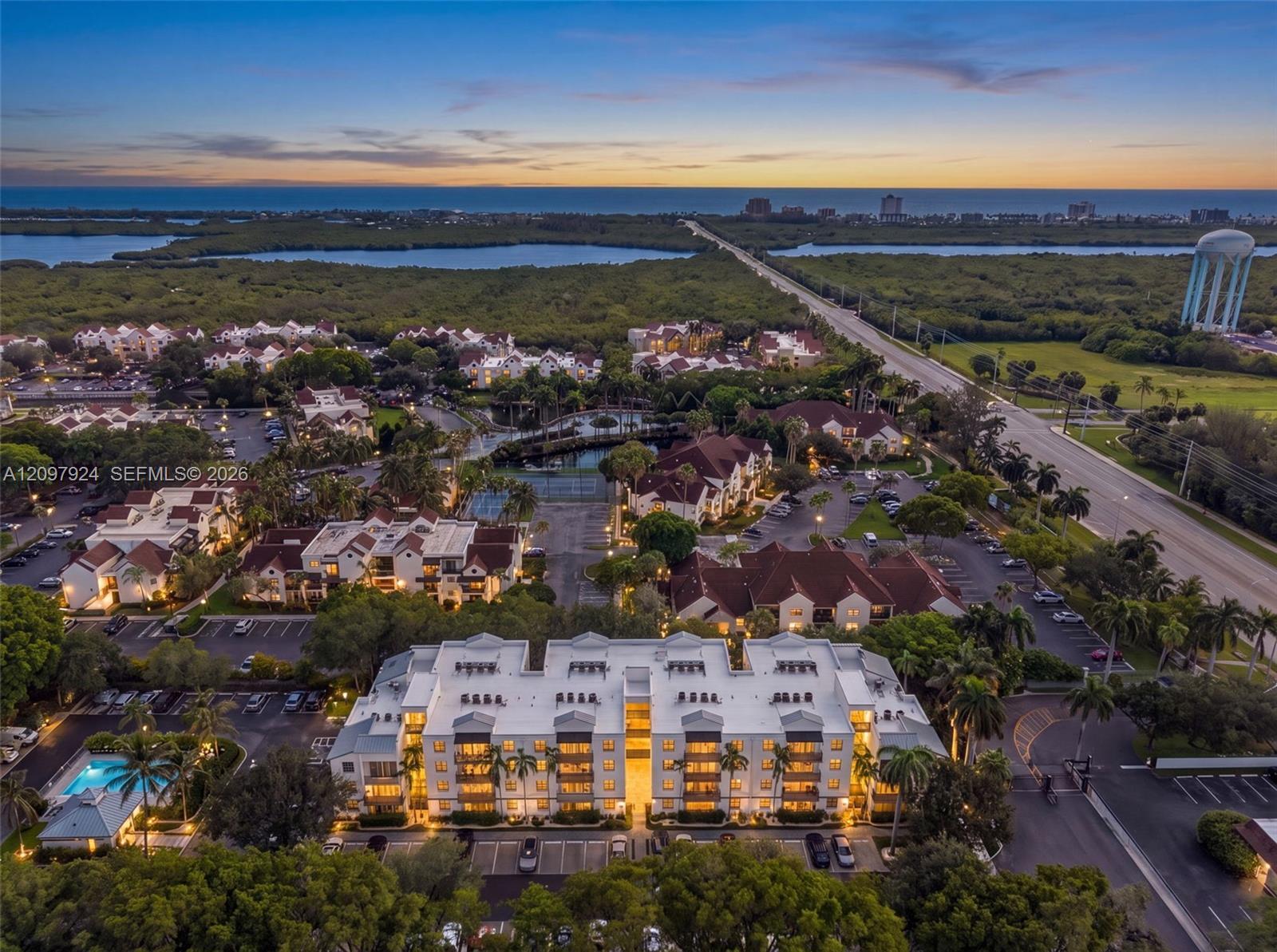649 E Sheridan St # 203, Dania Beach FL 33004