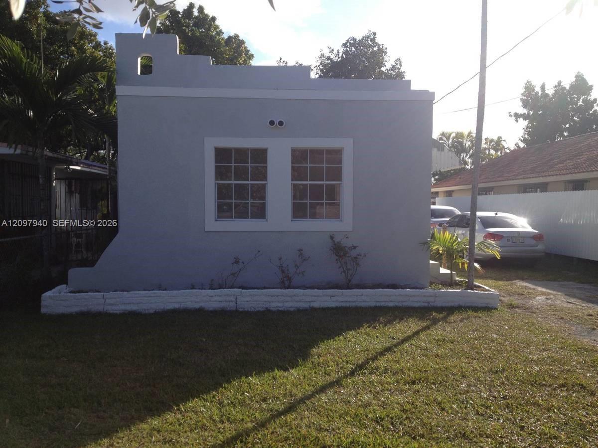 2143 SW 62nd Ave # 1, Miami FL 33155