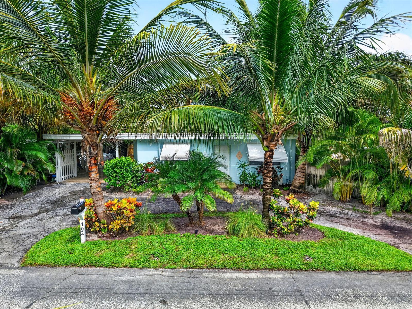 402 SE 1st Street SE, Boynton Beach FL 33435