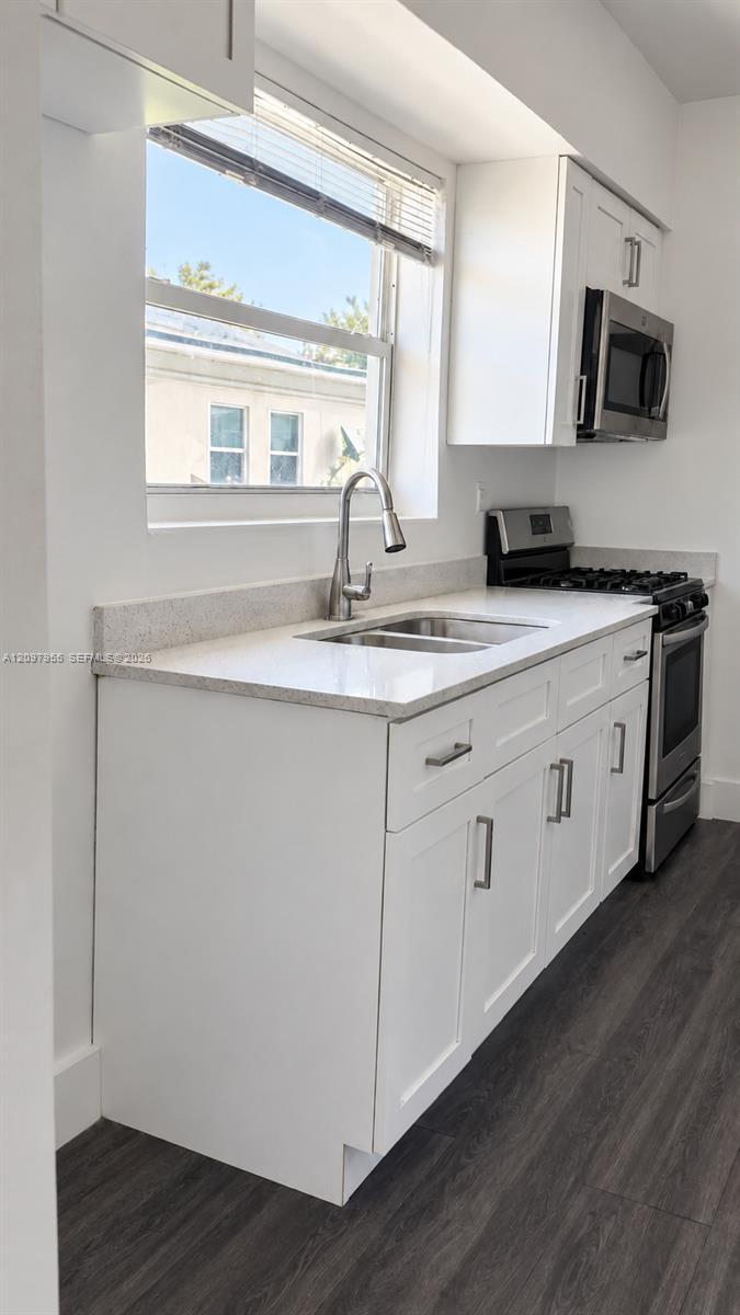 2150 NW 24th St # 1, Miami FL 33142