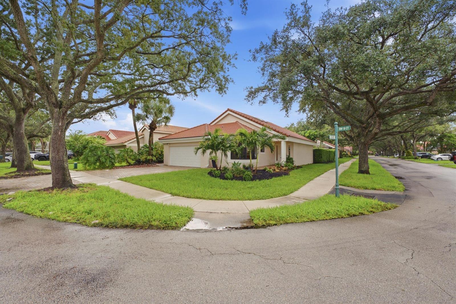 9701 NW 18TH Court, Plantation FL 33322