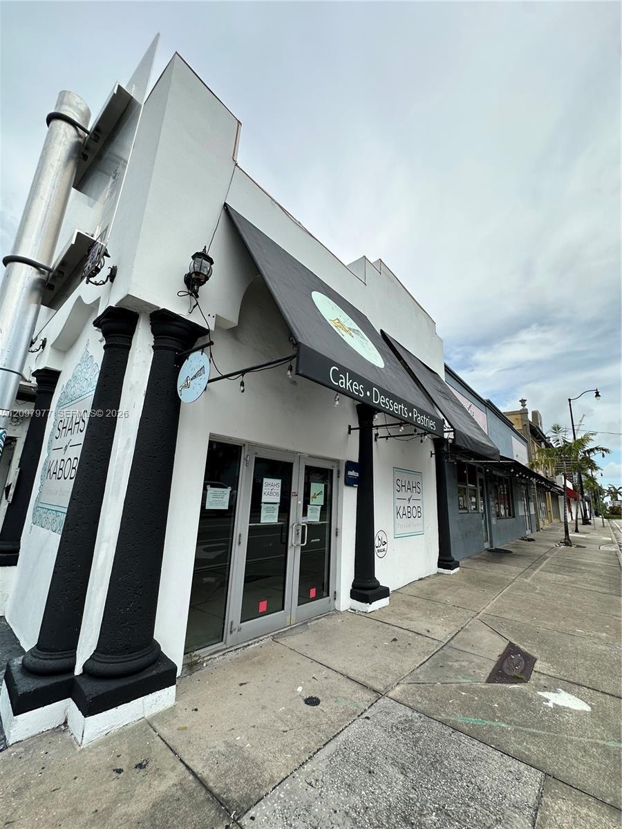 197 NW 36th St, Miami FL 33127