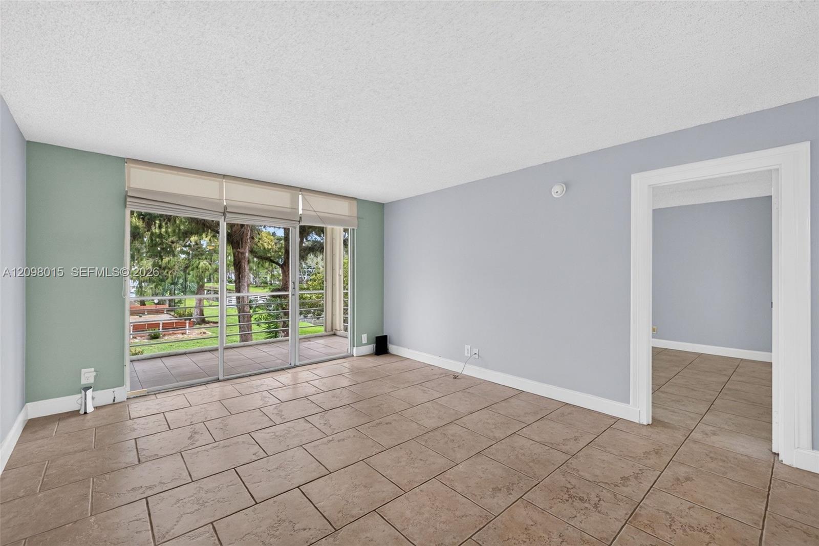 4898 NW 29th Ct # 201, Lauderdale Lakes FL 33313