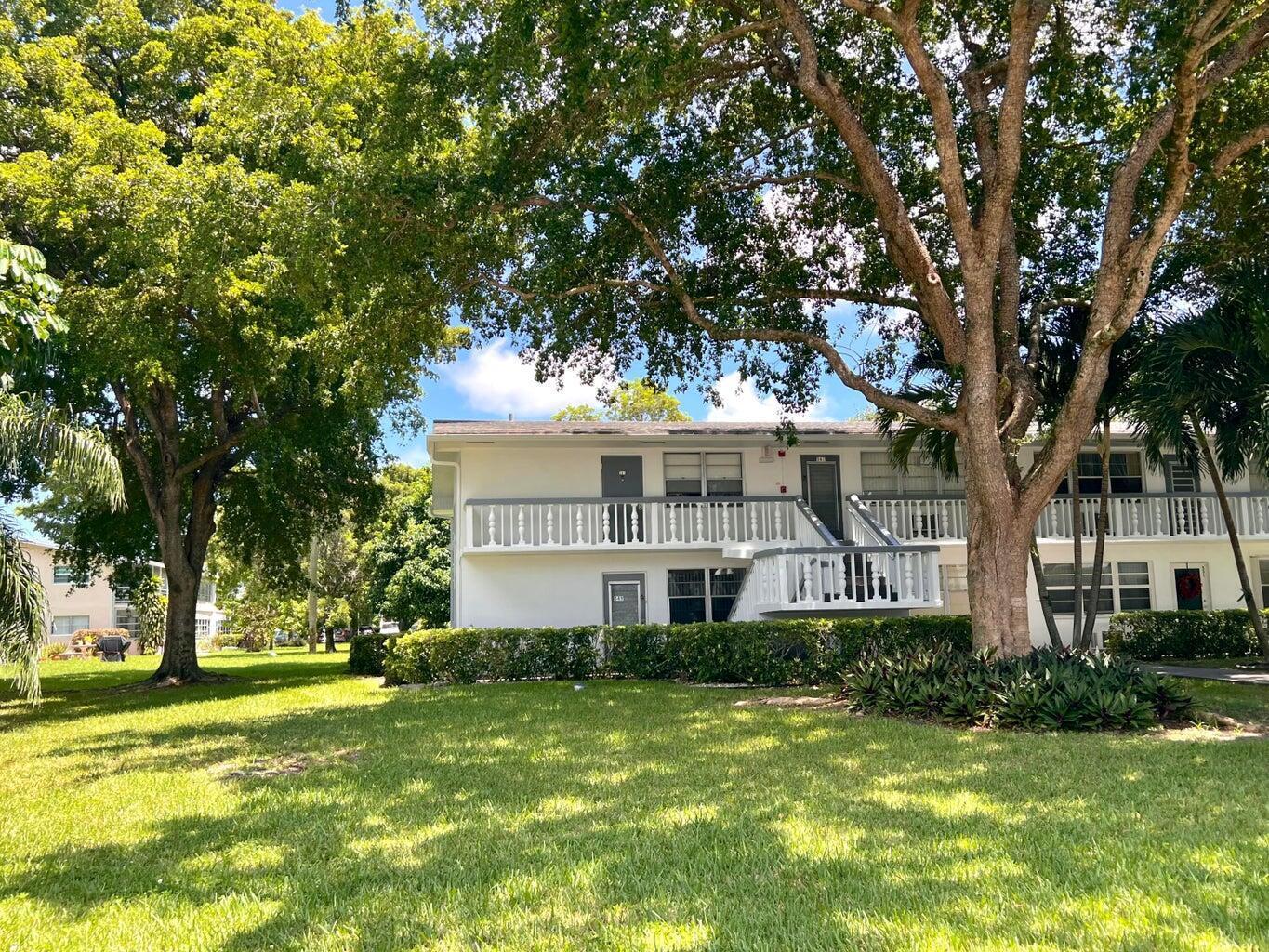 561 DURHAM T, Deerfield Beach FL 33442
