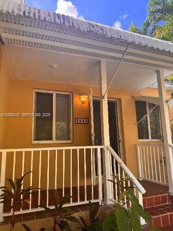 5940 SW 7th St, Miami FL 33144