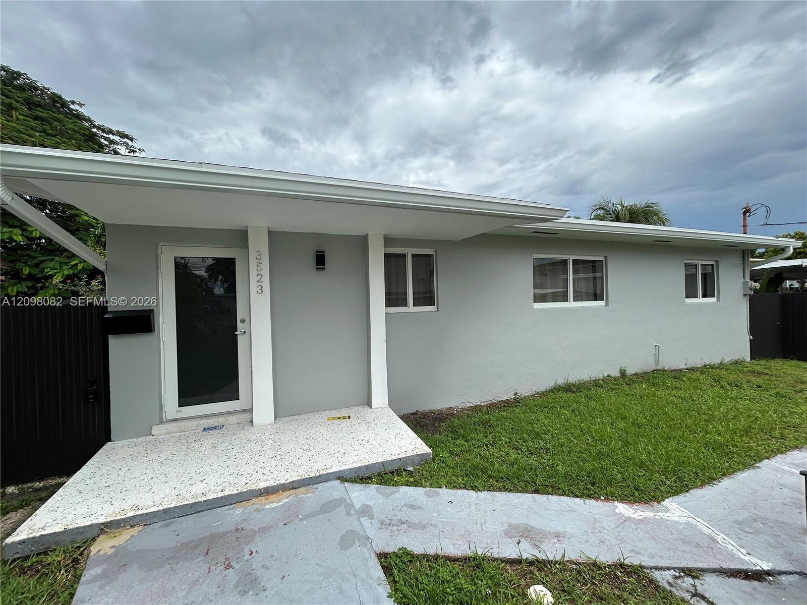 3521 SW 3rd St # 3523, Miami FL 33135
