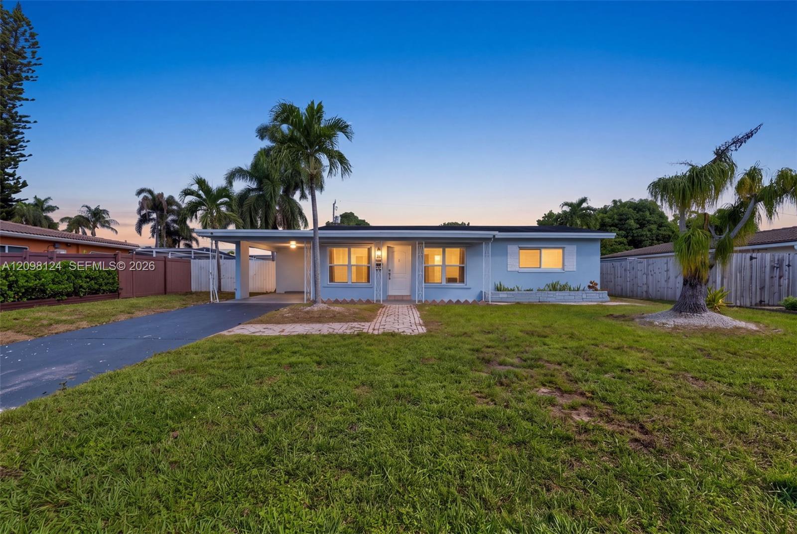 1301 NW 45th St, Fort Lauderdale FL 33309