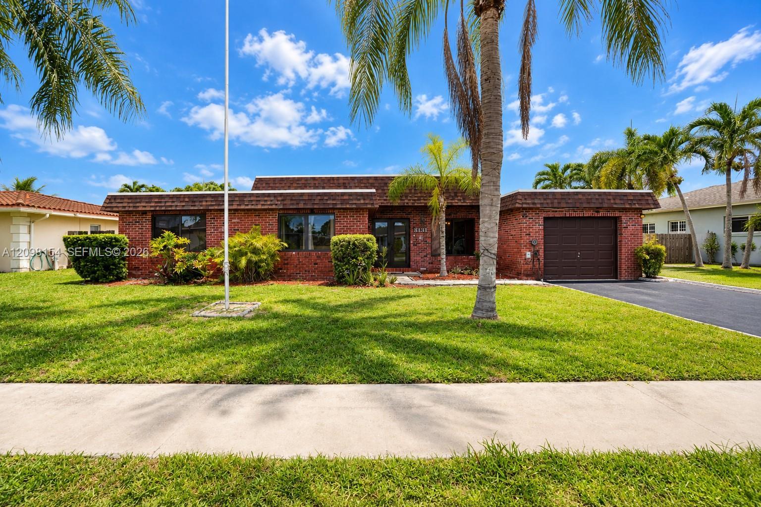 8131 NW 68th Ave, Tamarac FL 33321