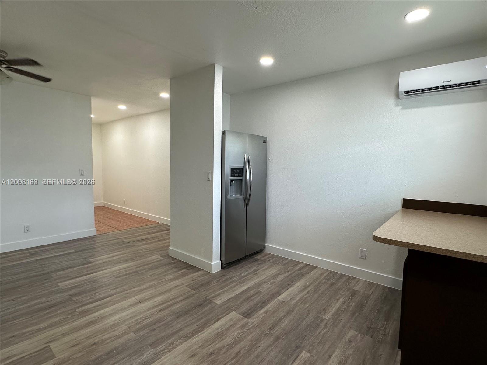 108 NW 2nd Ave # C, Hallandale Beach FL 33009