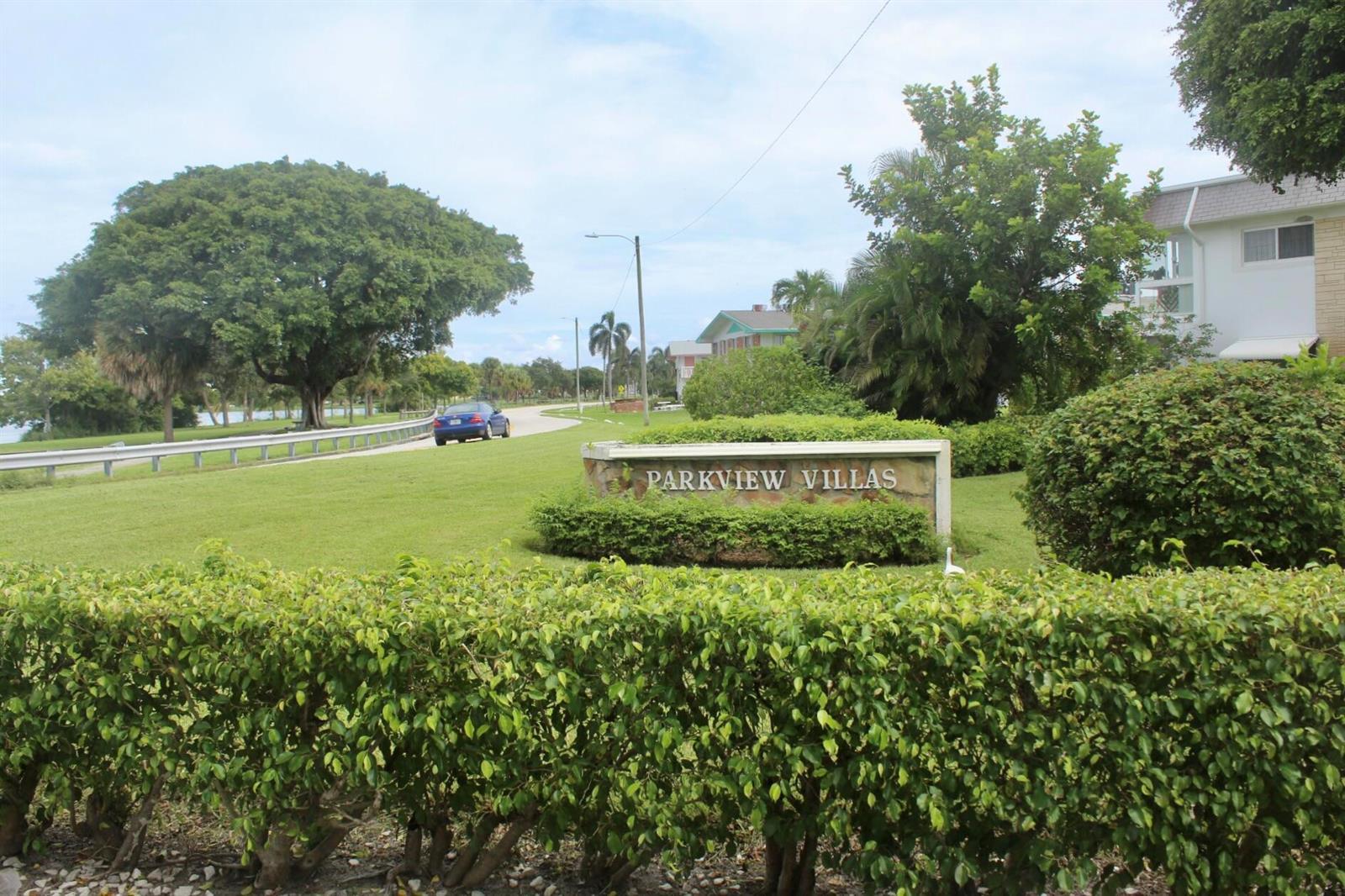 2440 Lake Osborne Drive # 105, FL 33461