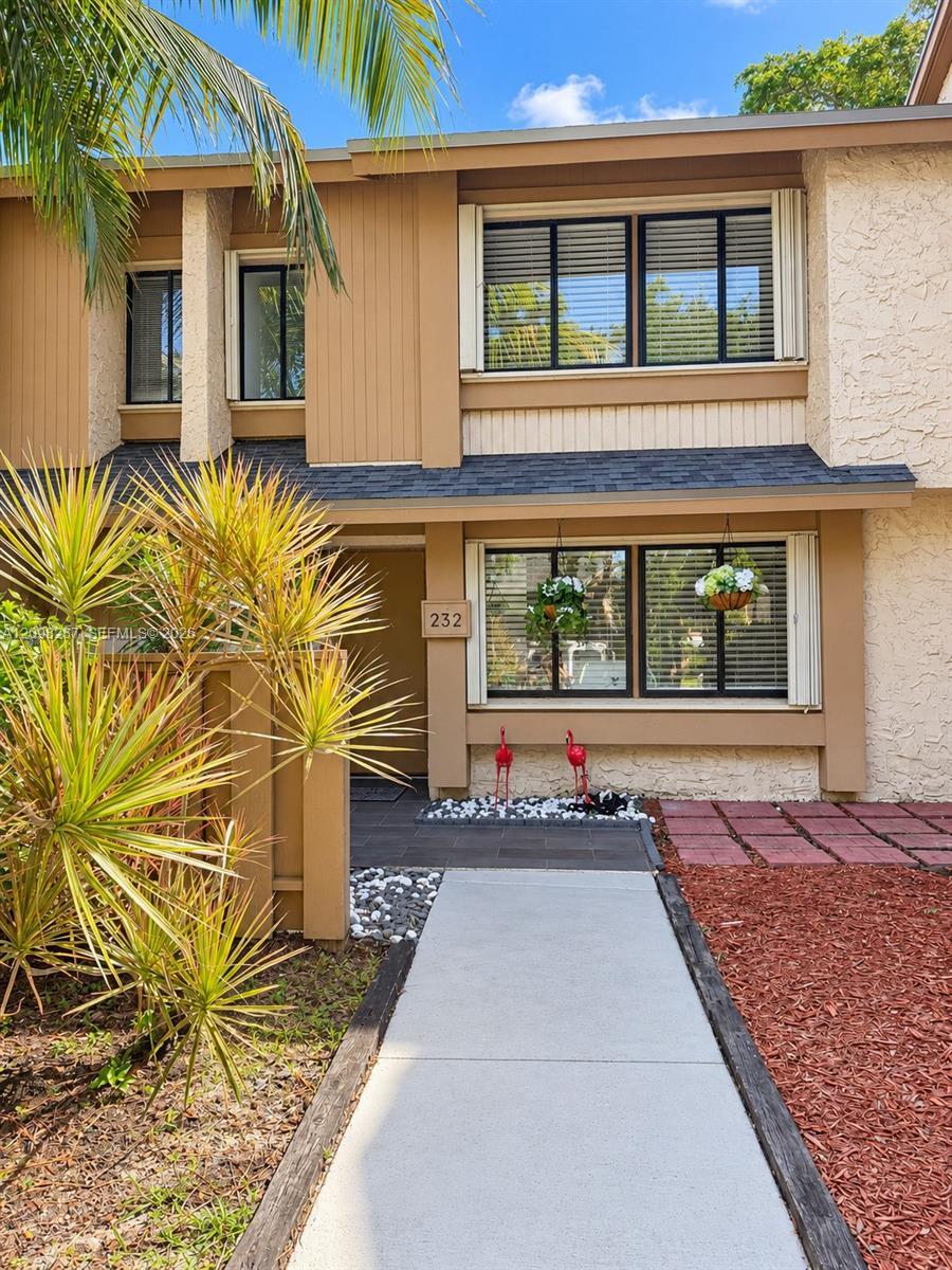 232 Wimbledon Lake Dr # 232, Plantation FL 33324
