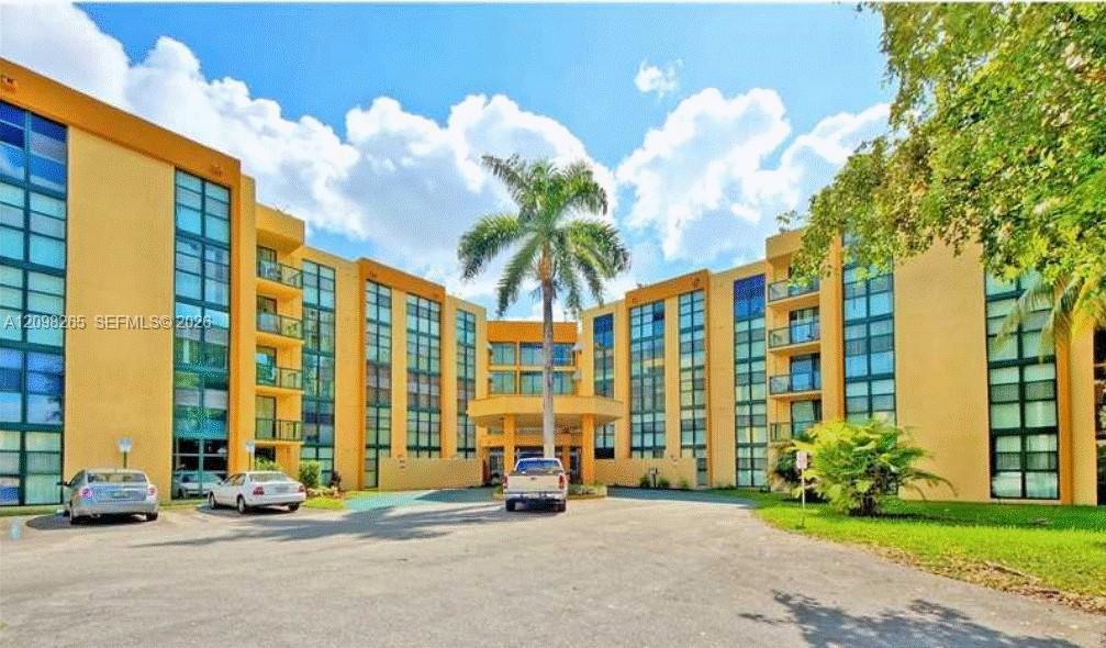 11790 SW 18th St # 3, Miami FL 33175