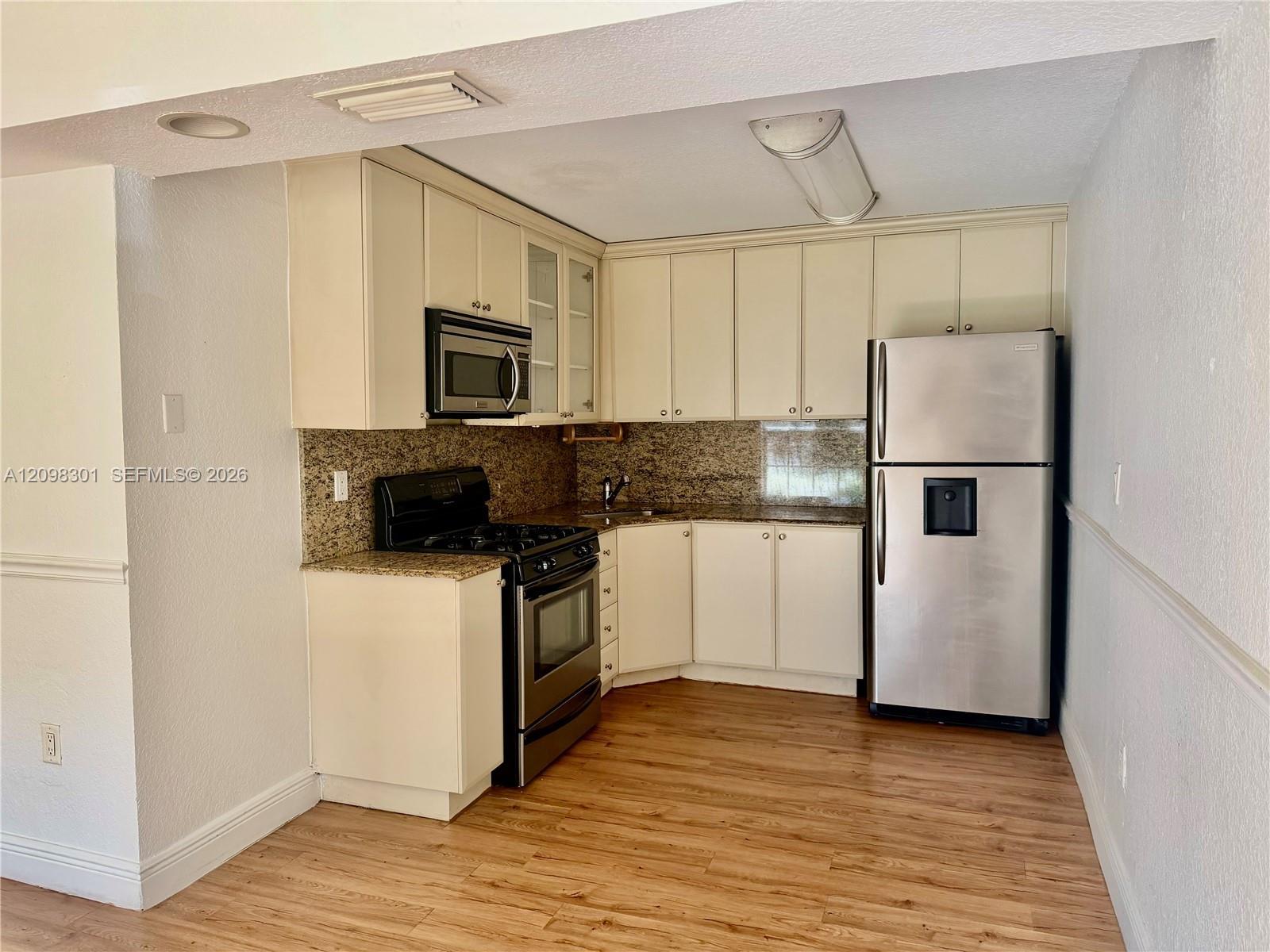 3245 Virginia St # 12, Miami FL 33133