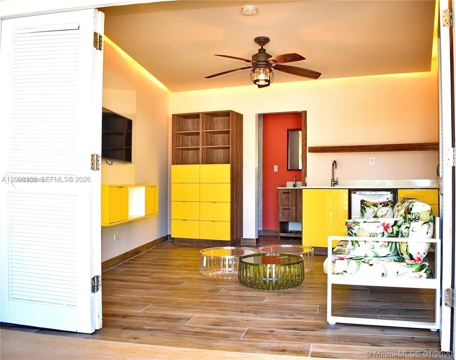 5055 Collins Ave, Miami Beach FL 33140