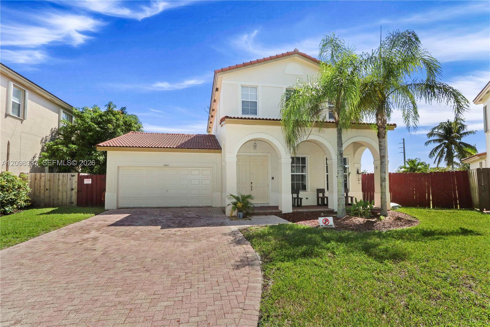 2001 NE 40th Rd, Homestead FL 33033