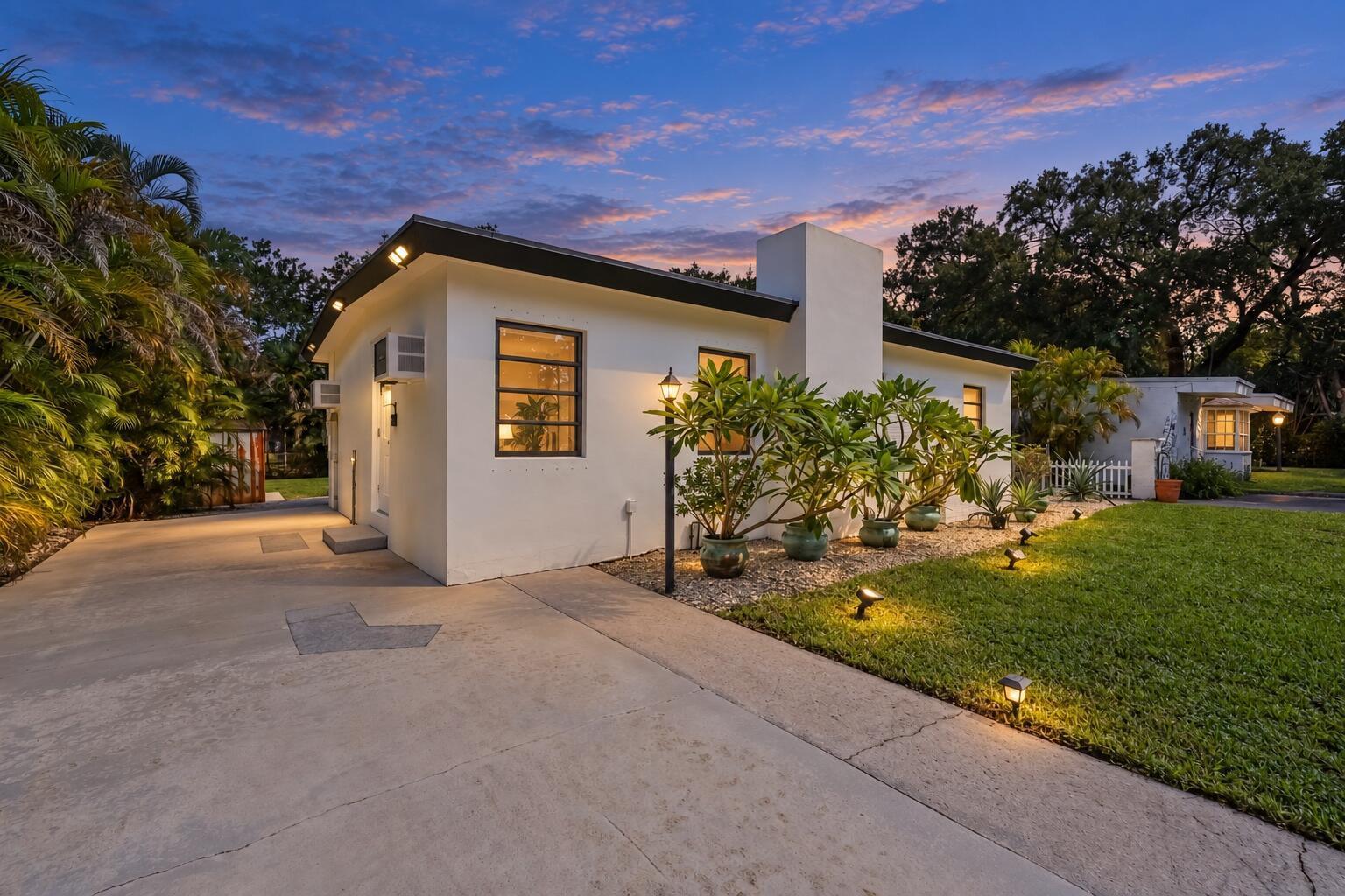 1717 SW 14TH Street, Fort Lauderdale FL 33312