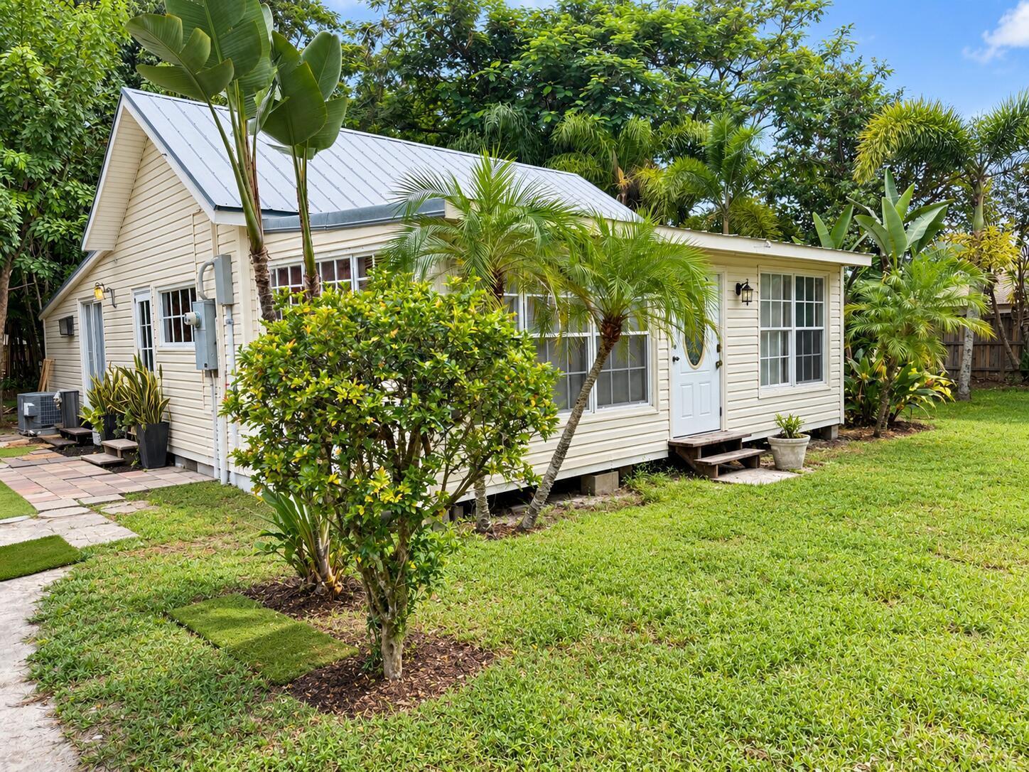 151 TEMPLE Drive, FL 33470