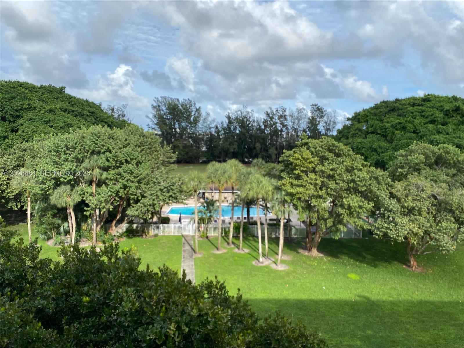 2650 S Course Dr # 110, Pompano Beach FL 33069