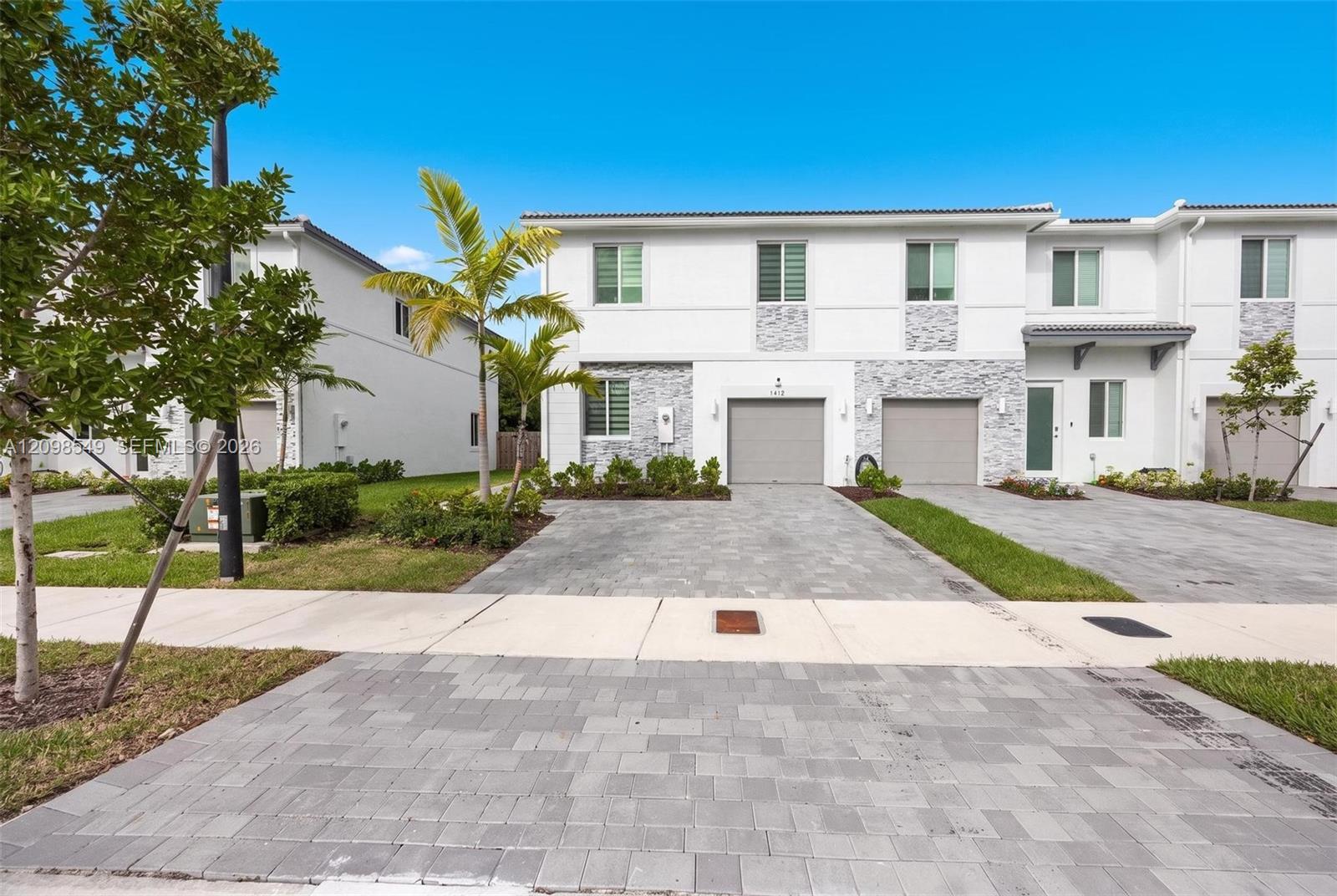 1418 SE 6th Rd, Homestead FL 33034