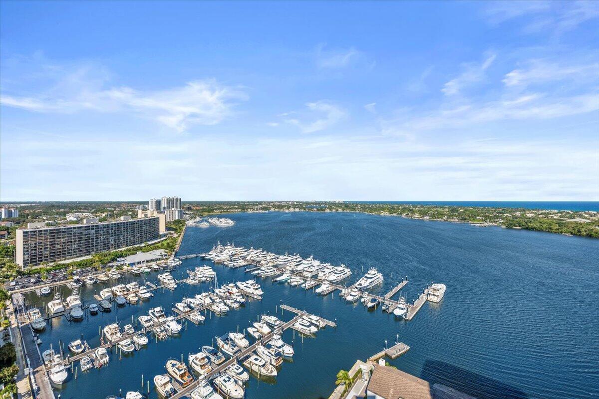100 LAKESHORE Drive # 2156, North Palm Beach FL 33408