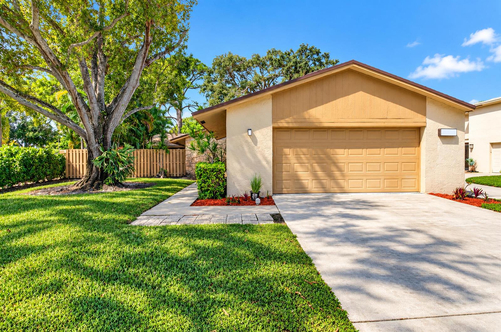 772 NW 25th Avenue, Delray Beach FL 33445