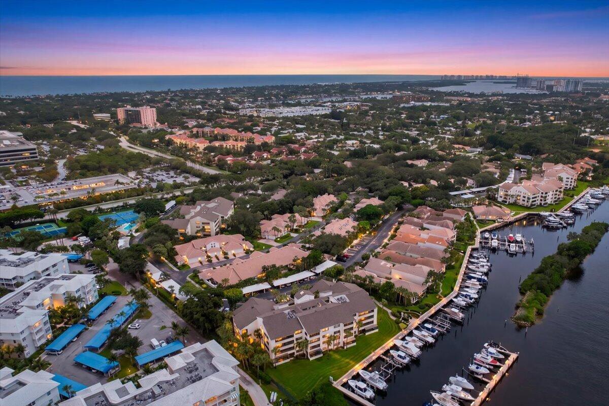 526 OAK HARBOUR Drive # 526, Juno Beach FL 33408
