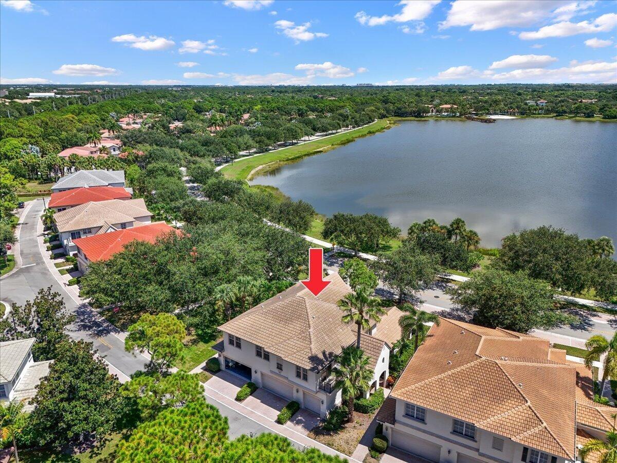 209 Evergrene Parkway, Palm Beach Gardens FL 33410
