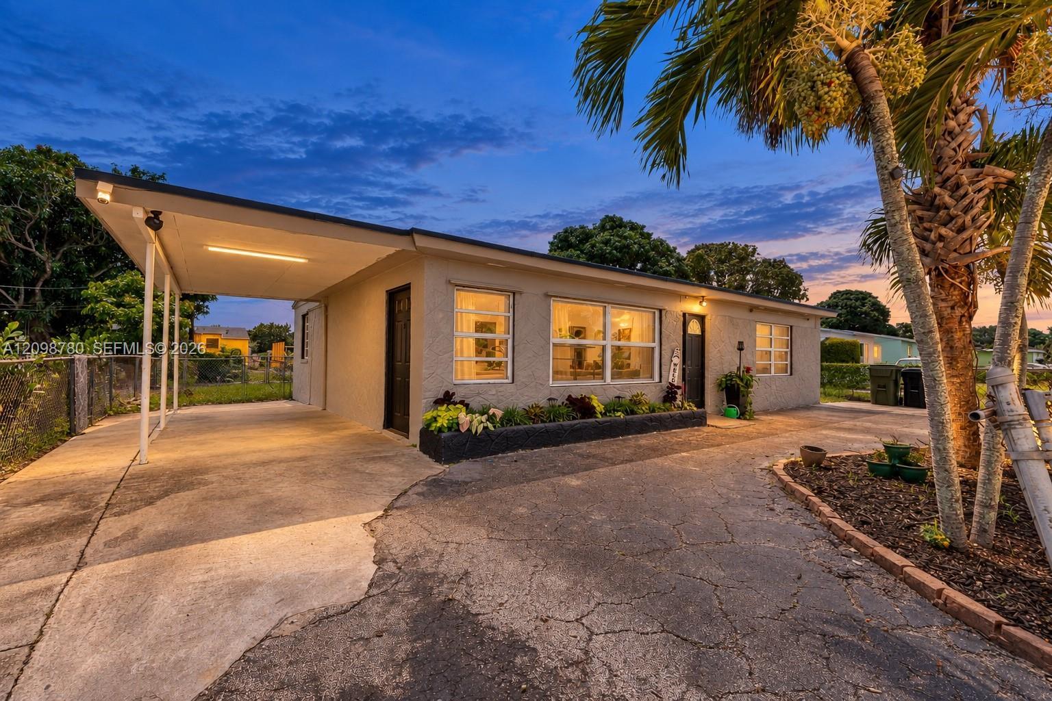 2308 NW 13th Ct, Fort Lauderdale FL 33311