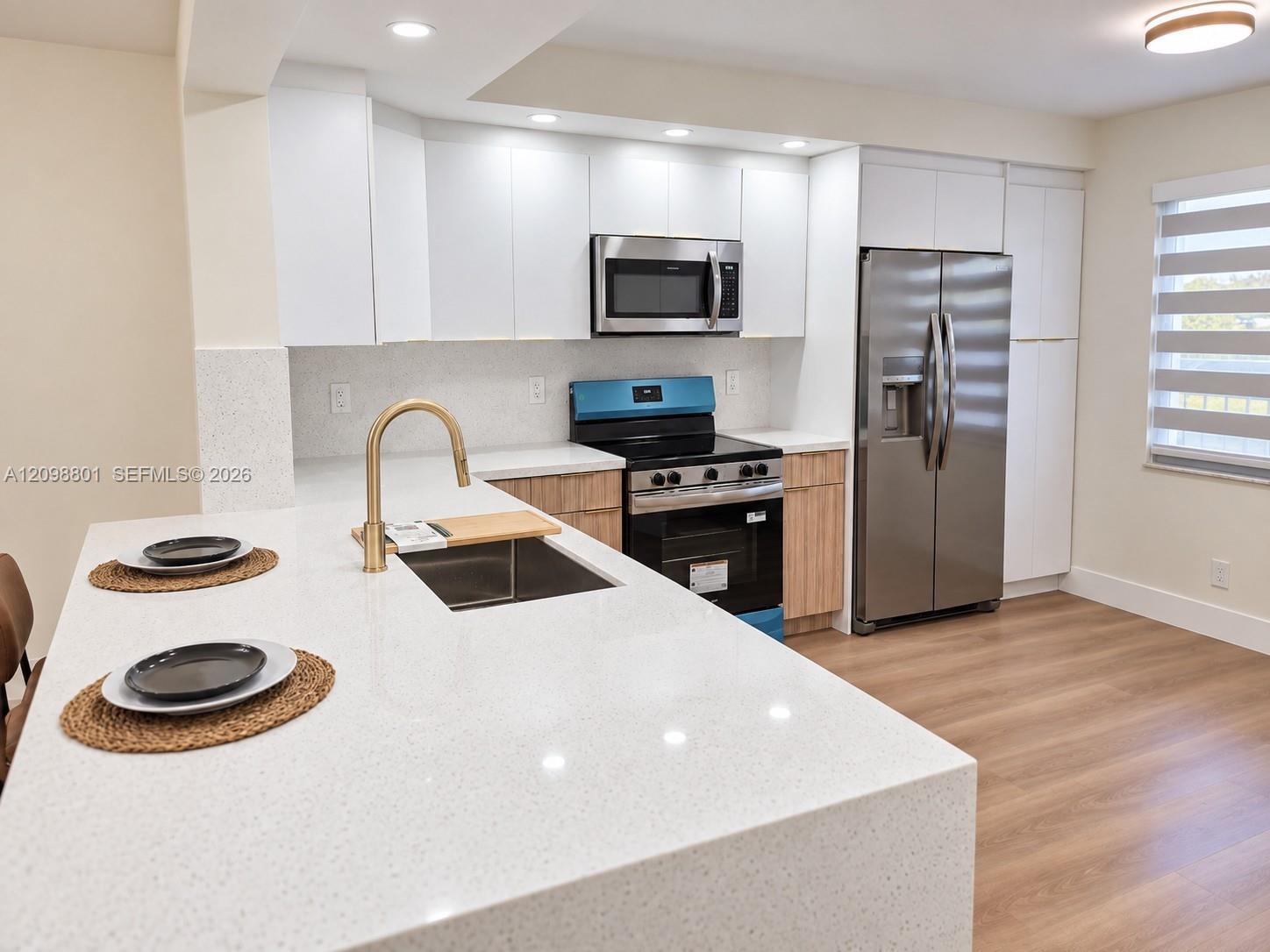 12600 SW 5th Ct # 207L, Pembroke Pines FL 33027
