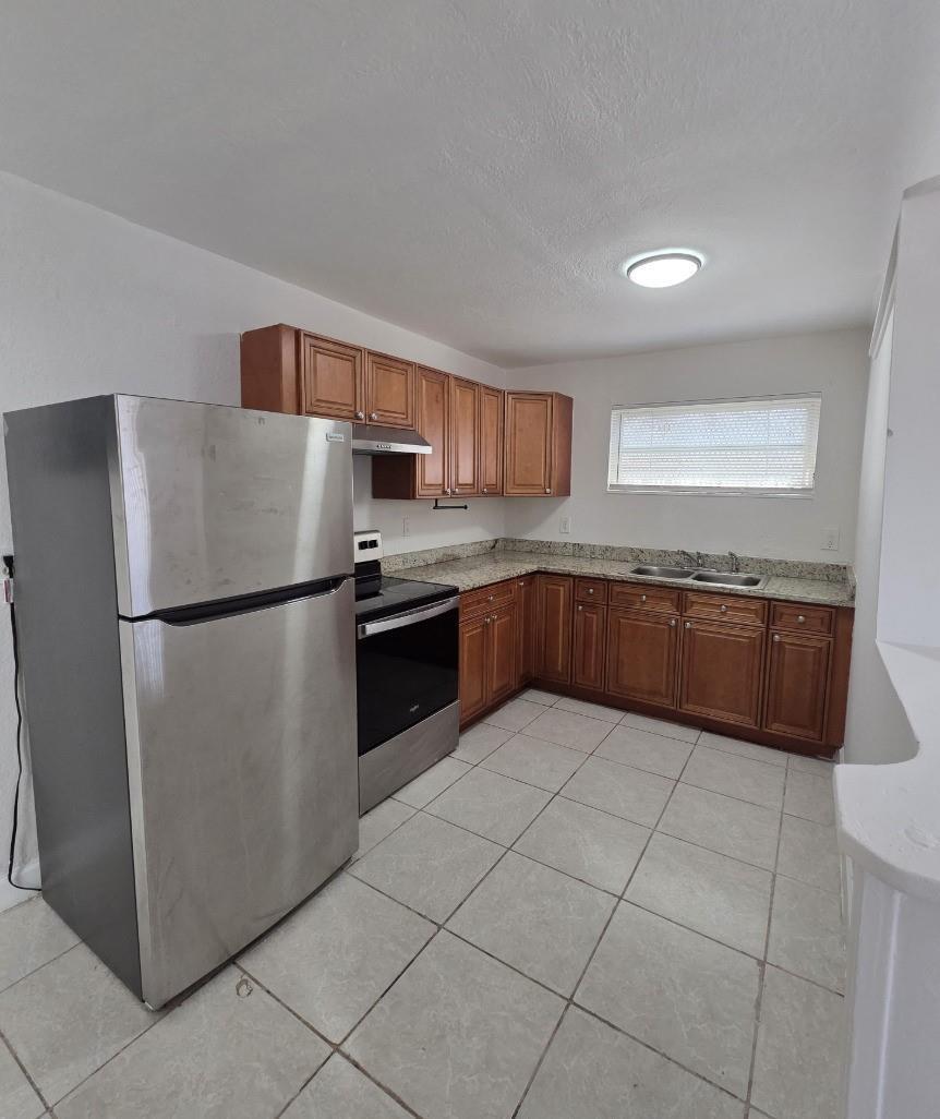 2127 NW 7th Street, Fort Lauderdale FL 33311