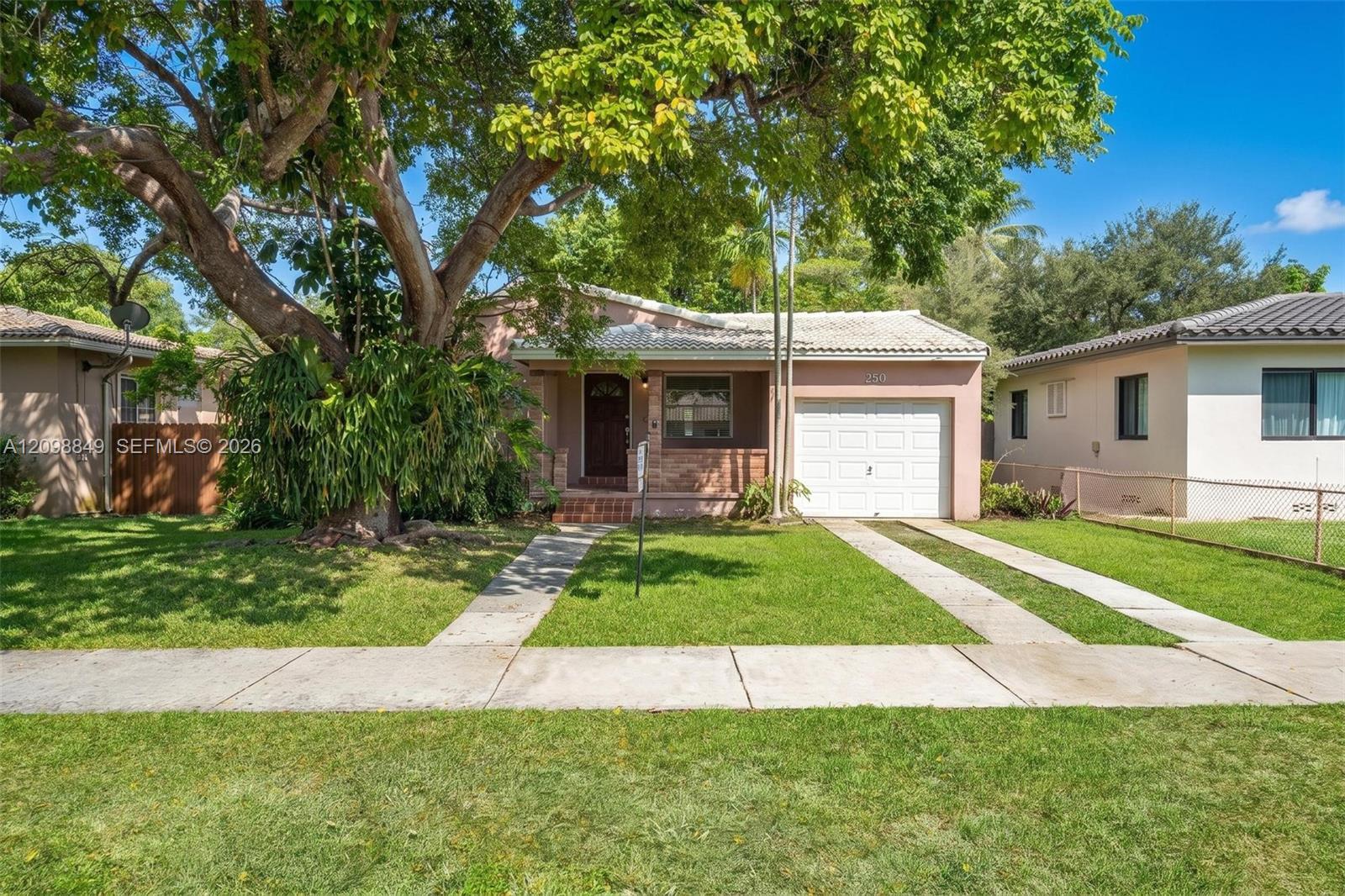250 Laurel Way, Miami Springs FL 33166