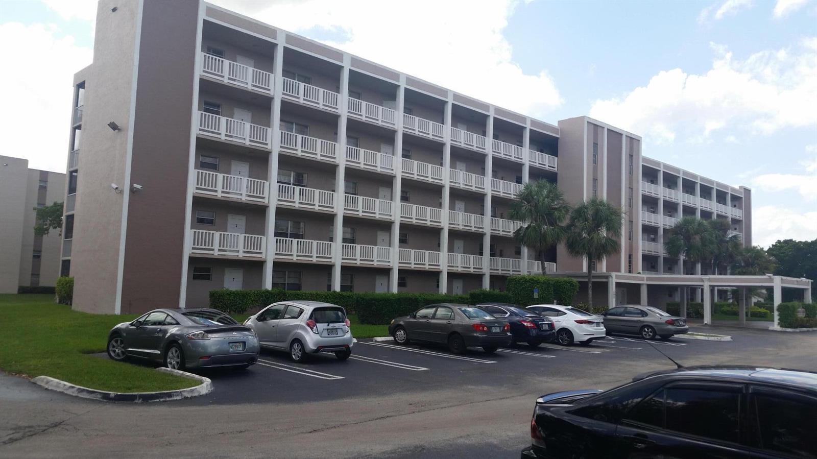 8720 Shadow Wood Boulevard # 308, Coral Springs FL 33071