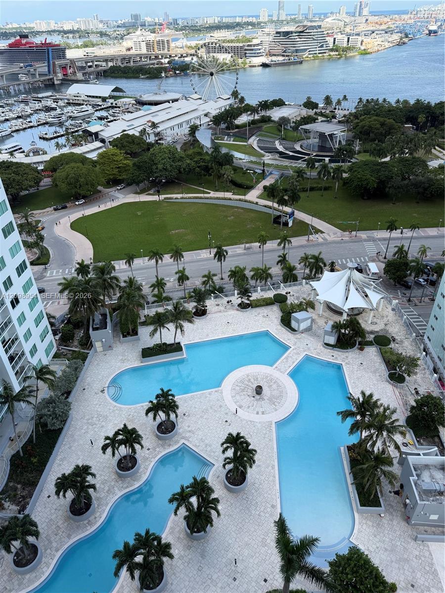 253 NE 2nd St # 2405, Miami FL 33132
