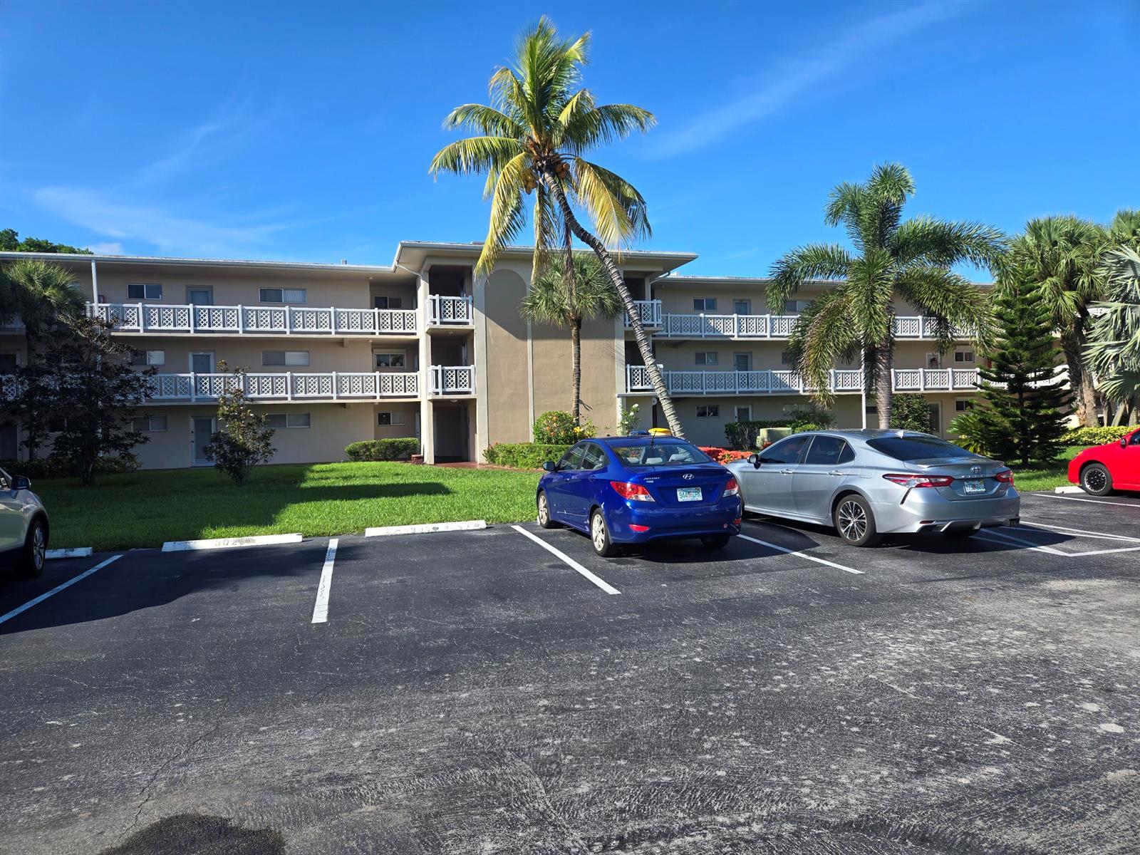 2682 Garden Drive S # 304, Lake Worth FL 33461