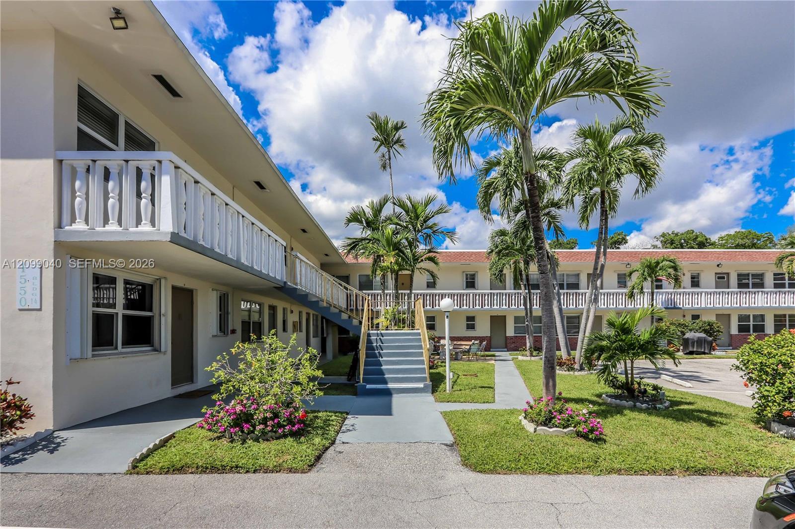 1550 N 12th Ct # 1A, Hollywood FL 33019