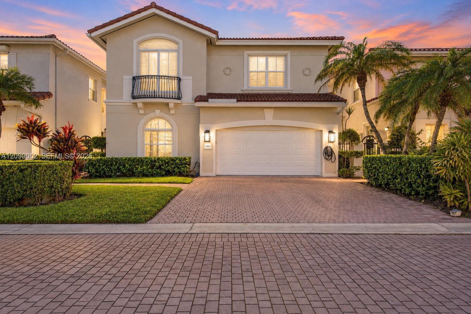 1516 Breakwater Ter, Hollywood FL 33019