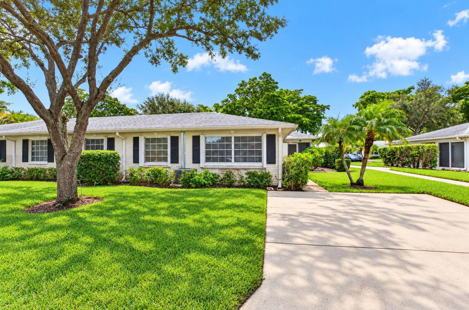 10128 S 44th Drive # 370, Boynton Beach FL 33436