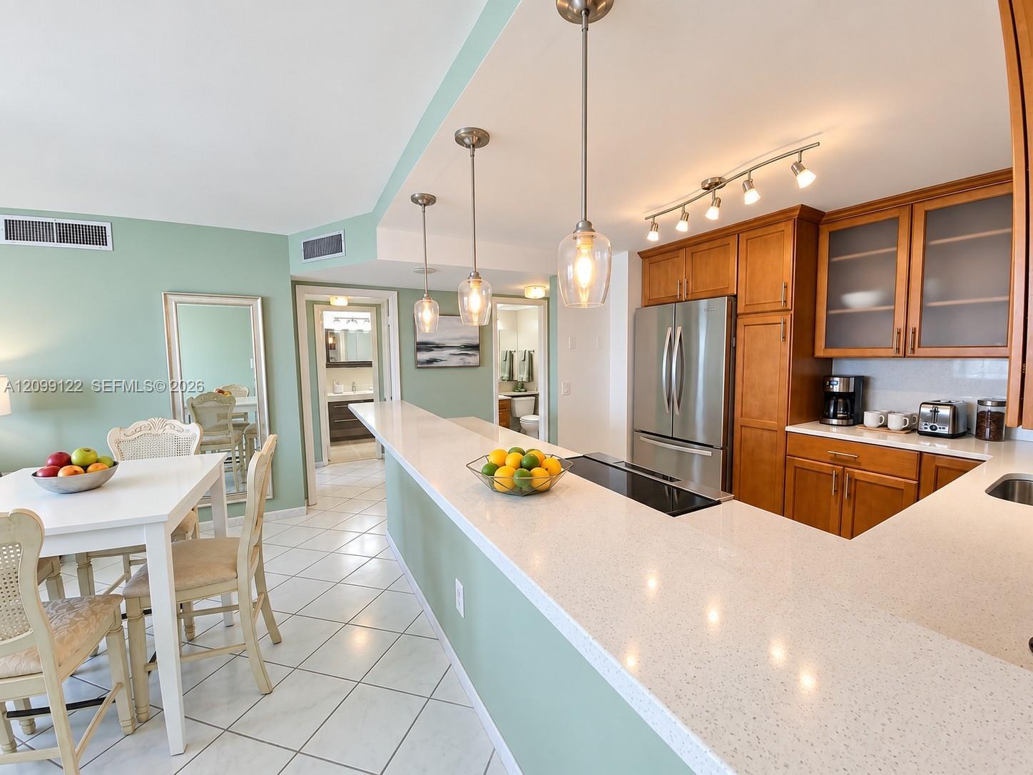 2851 NE 183rd St # 905E, Aventura FL 33160