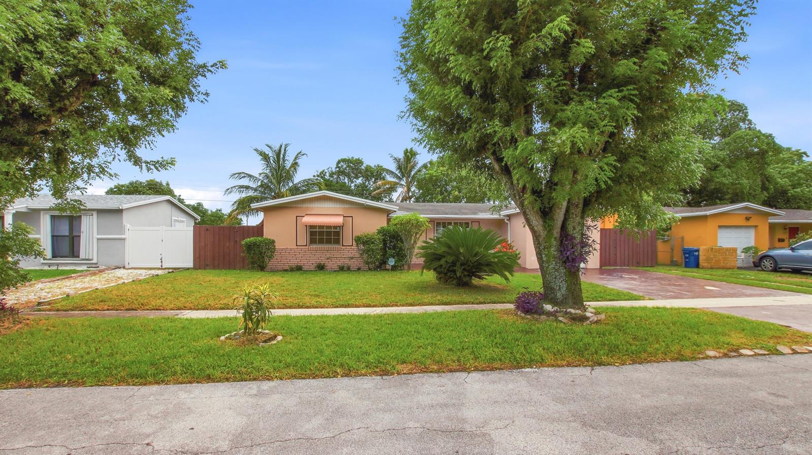 4460 NW 24TH Street, Lauderhill FL 33313