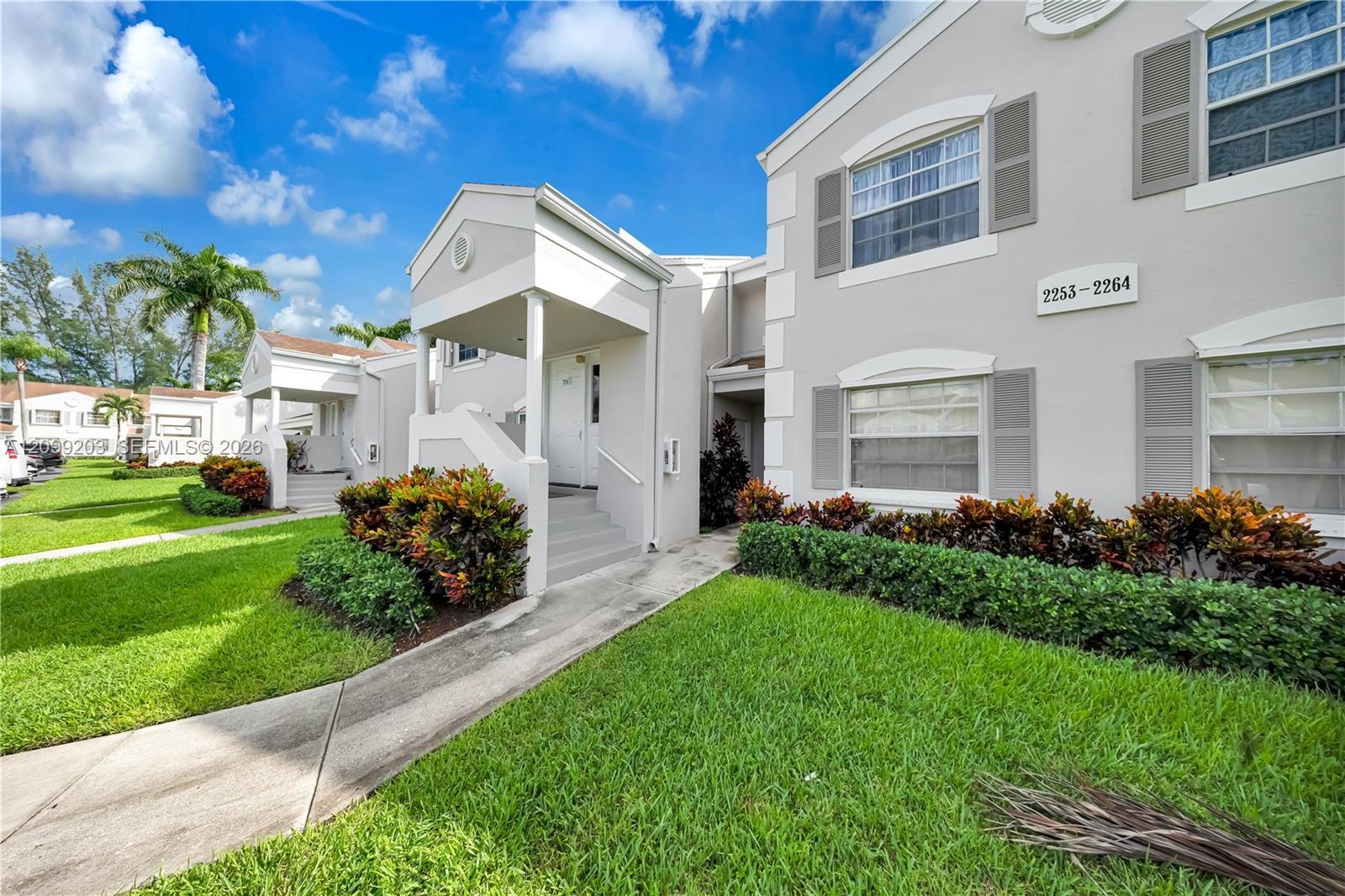2257 SE 27th Dr, Homestead FL 33035