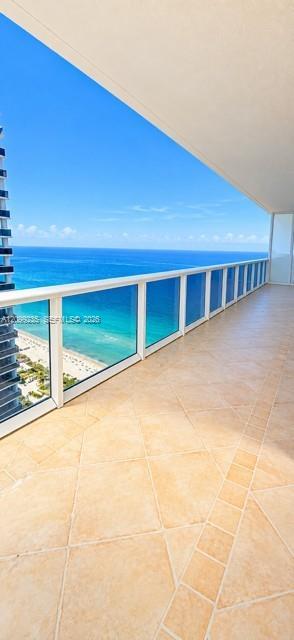 1830 S Ocean Dr # 3708, Hallandale Beach FL 33009