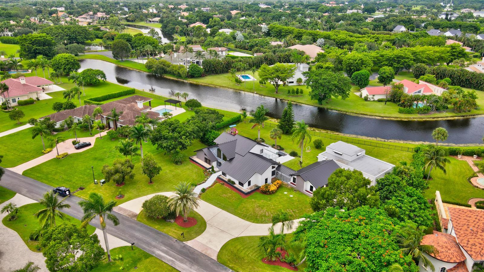 10385 Avenida Del Rio, Delray Beach FL 33446
