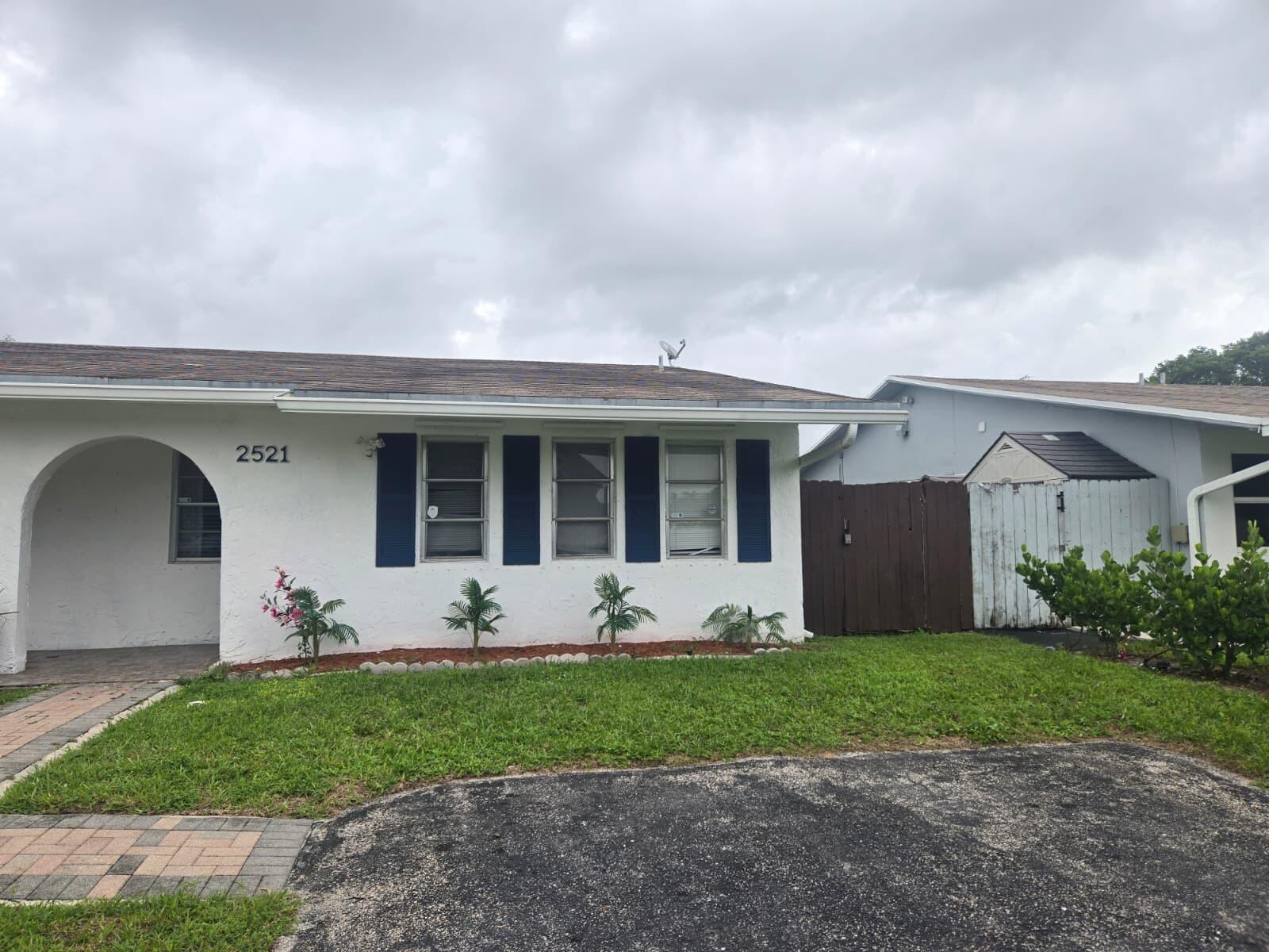 2521 SW 58th Manor, Fort Lauderdale FL 33312